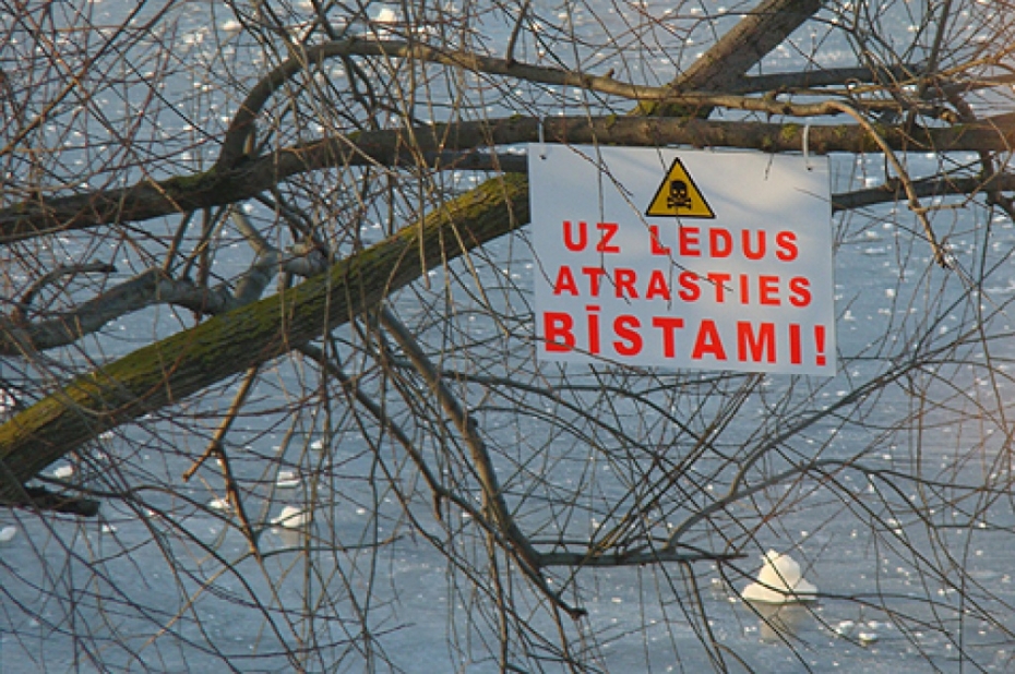 VUGD aicina būt uzmanīgiem un nekāpt uz ledus!