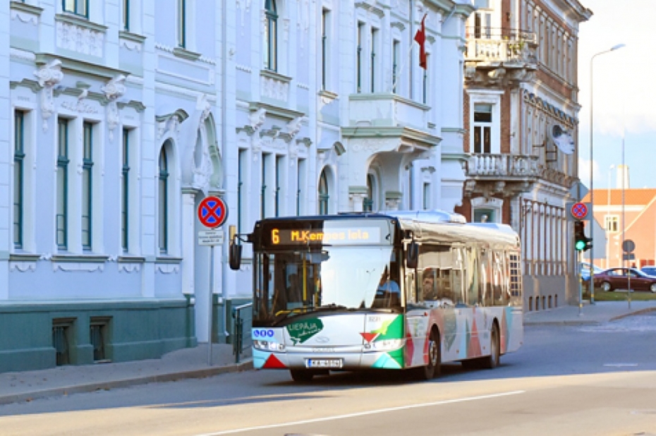 Par sabiedriskā transporta izmaiņām septembrī