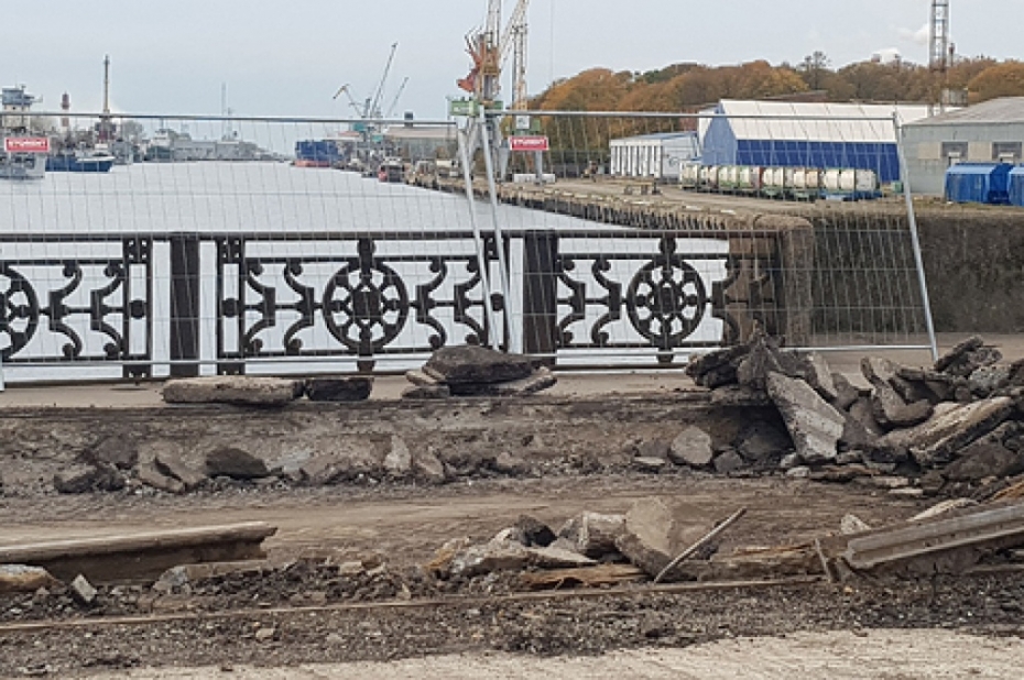 Tramvaja tilta vēsturiskās čuguna margas saglabās