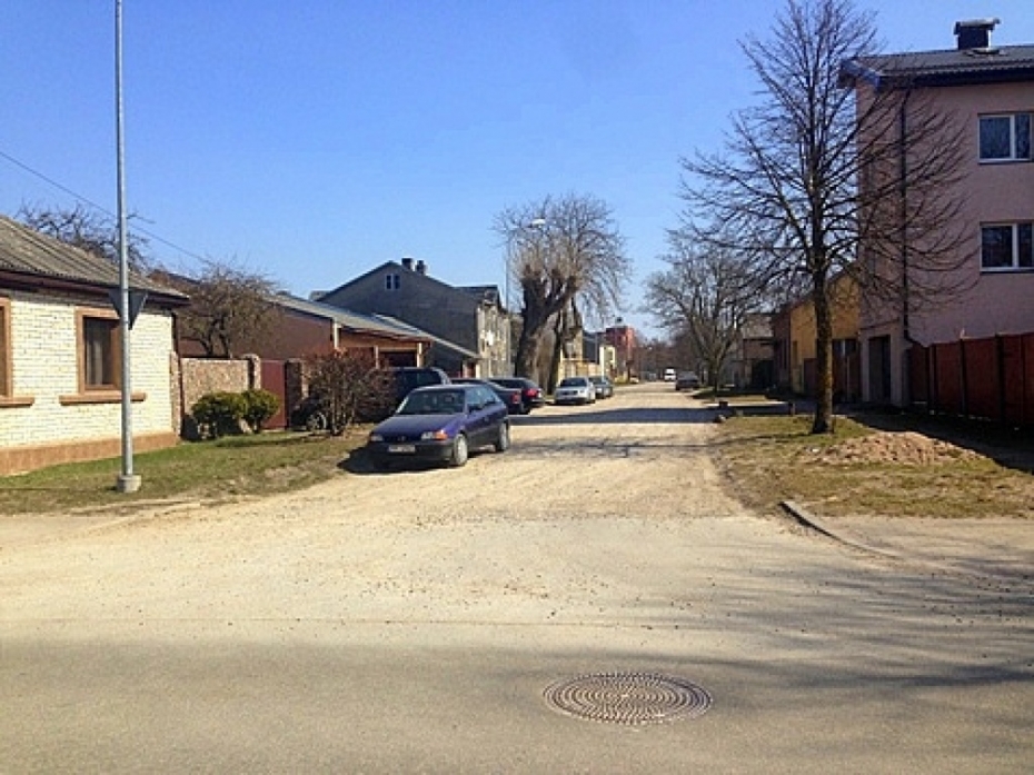 No plānotā vēl nav noasfaltēts ne metrs grants seguma ielu