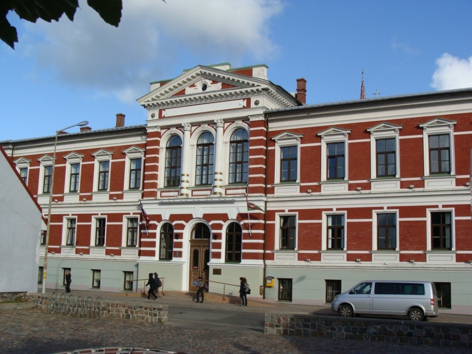 Finanšu un Pilsētas attīstības komitejās lemtais
