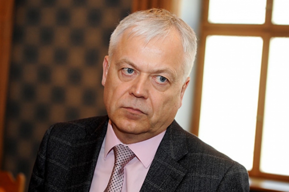 Par Hitlera citēšanu Sesks pieprasījis paskaidrojumu