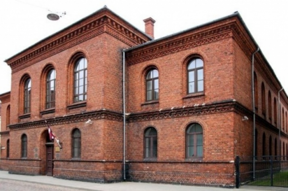 Tiesa noraida atlaistā metalurga prasību pret uzņēmumu