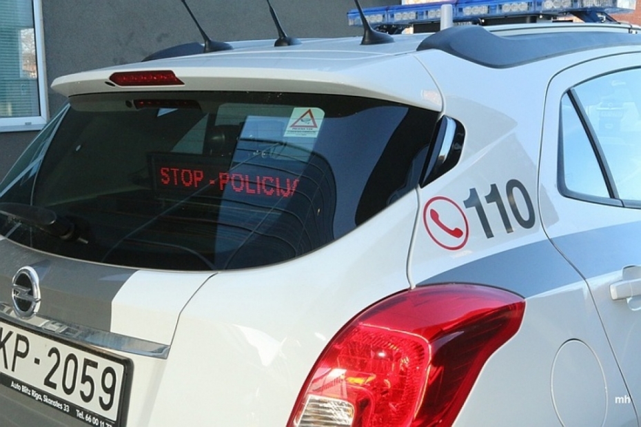 Satiksmes uzraudzības rotai četras jaunas automašīnas