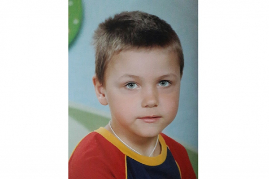 Pazudušais zēns joprojām nav atrasts, meklēts visu nakti