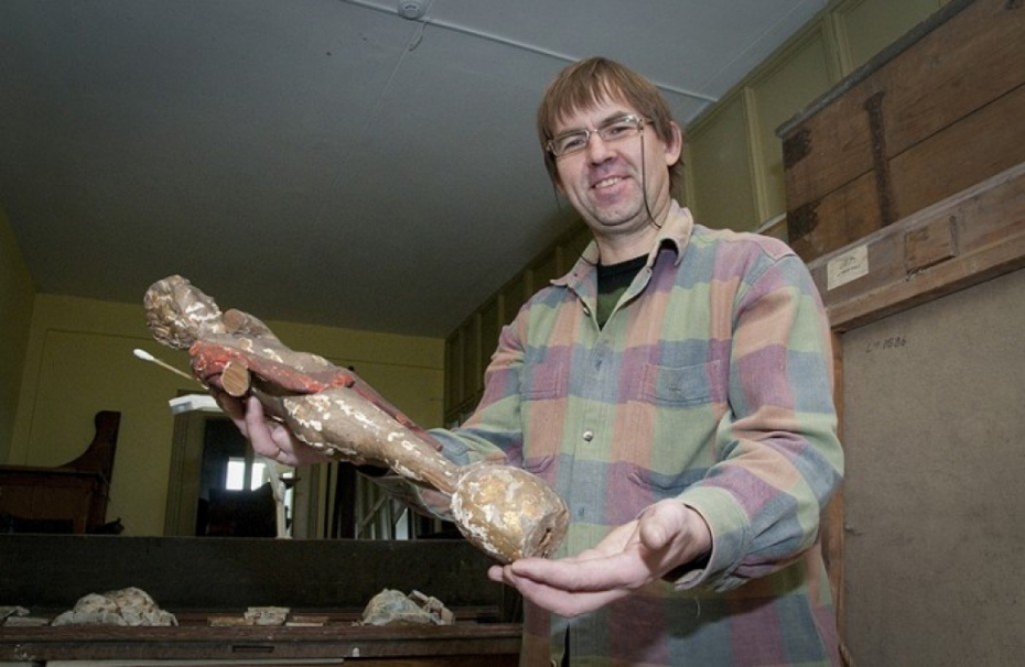 Septiņdesmit gadus apslēpti dārgumi tiks celti dienas gaismā (galerija, video)