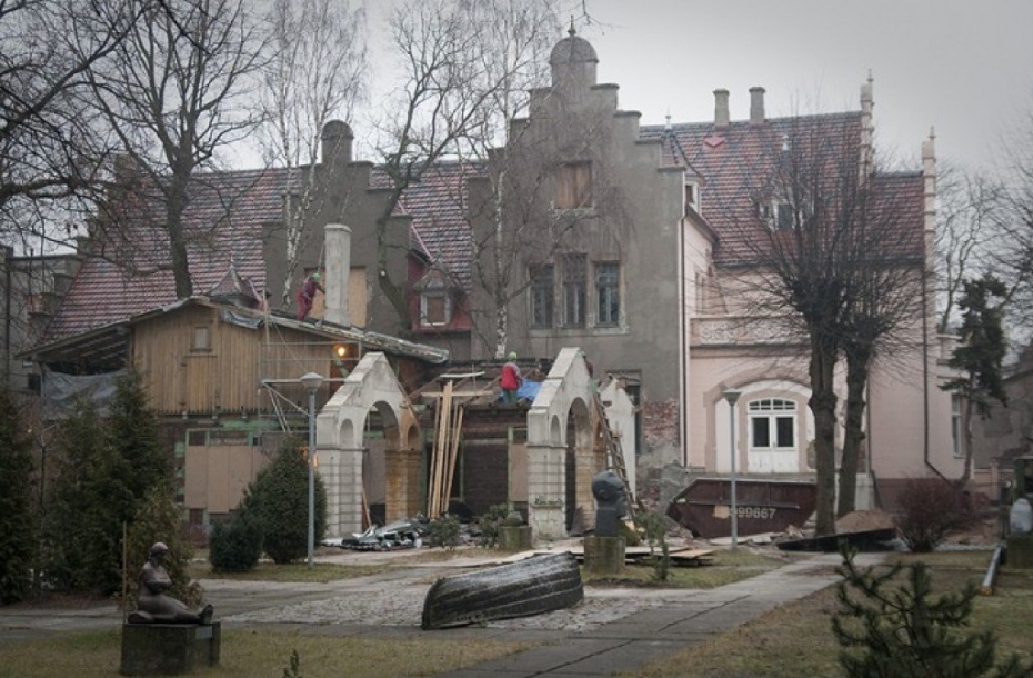 Muzeja renovācijā izmanto speciālu apmetumu vēsturiskajām celtnēm