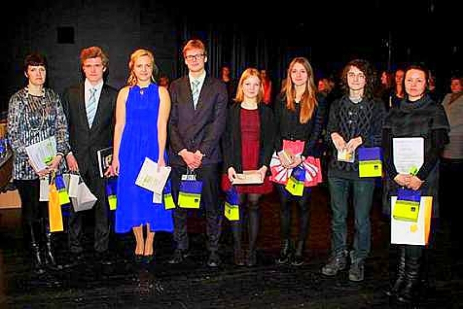 1.ģimnāzijas komanda Kultūras kanona finālā piektā