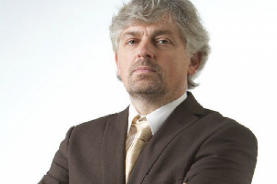 Orķestris tomēr izbeidz līgumu ar Andri Veismani