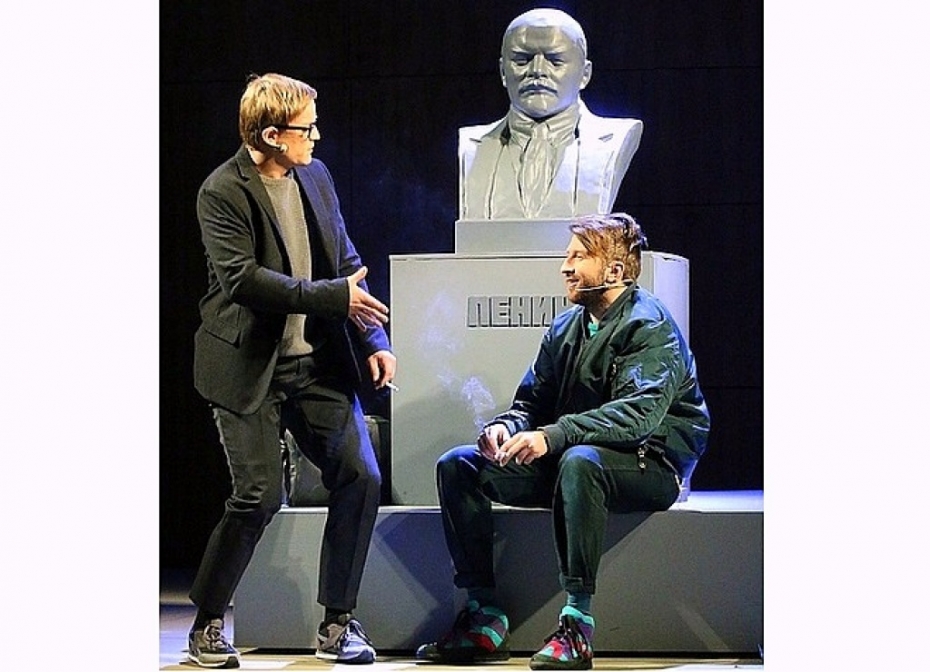 Liepājas teātrī ienāk "Vecākais dēls" (galerija)