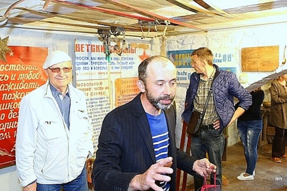 Aivara Kleina "4D pagraba artefakti" ver durvis