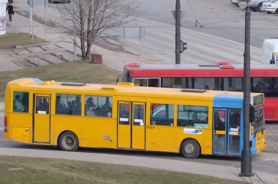 Autobusu parkam samazinājies apgrozījums, pieaugusi peļņa