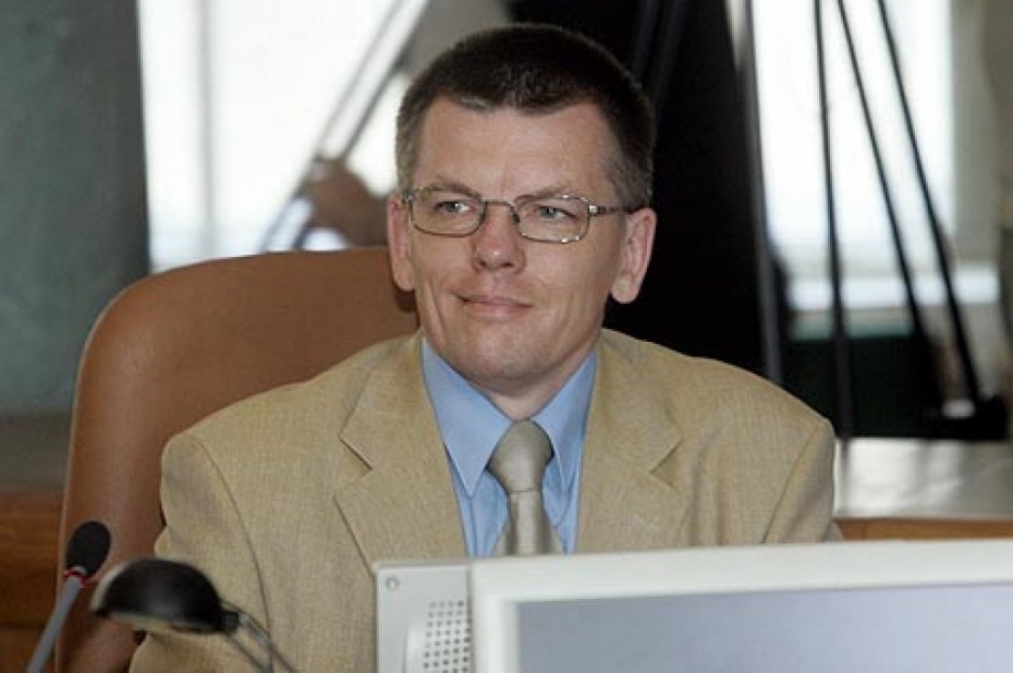 Repše: Valsts "Liepājas metalurgā" naudu nezaudēs, bet pat nopelnīs