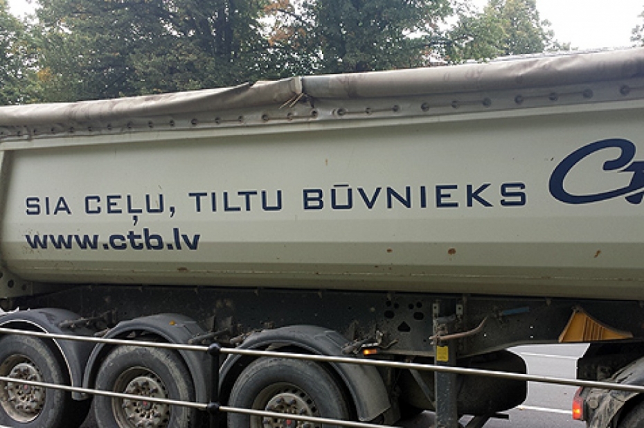 Tiesa līdz martam atliek prasību pret "Ceļu, tiltu būvnieku"