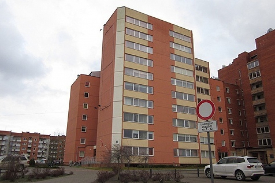 Pārdoti trīs "Liepājas metalurgam" piederoši dzīvokļi