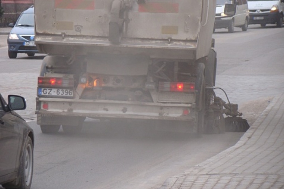 Ceturto gadu gružus no ielām savāks "Tranzīts L"