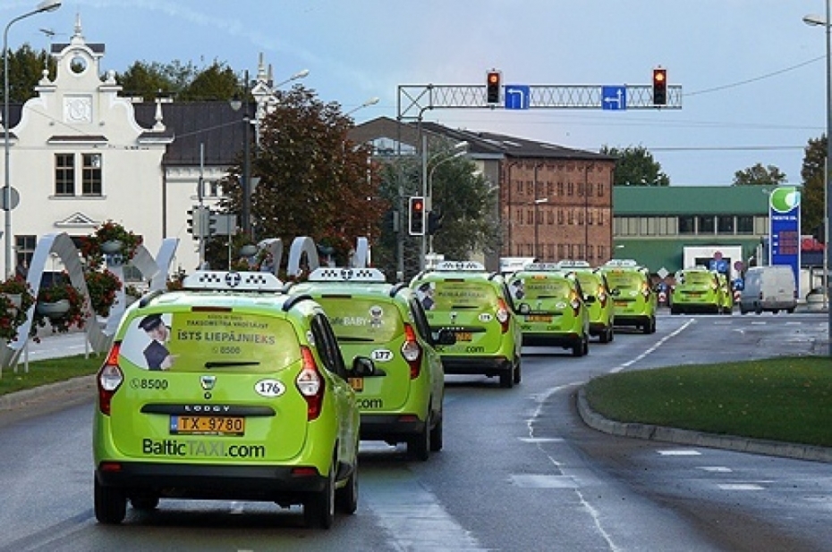 Kurjera pakalpojumus slimnīcai sniegs "Baltic Taxi"