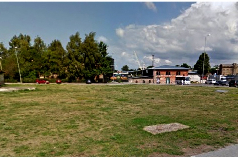 Stāvvietu koncertzālei būvēs firma "A – Land"