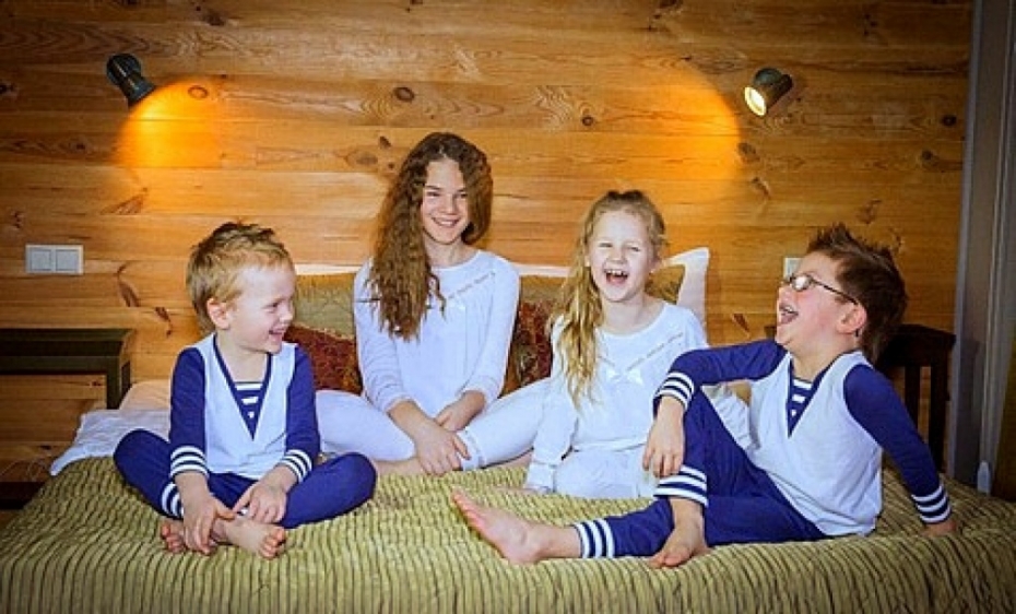 Liepājā radīts zīmols "SIKKSI" viesojas "Kurzemē"