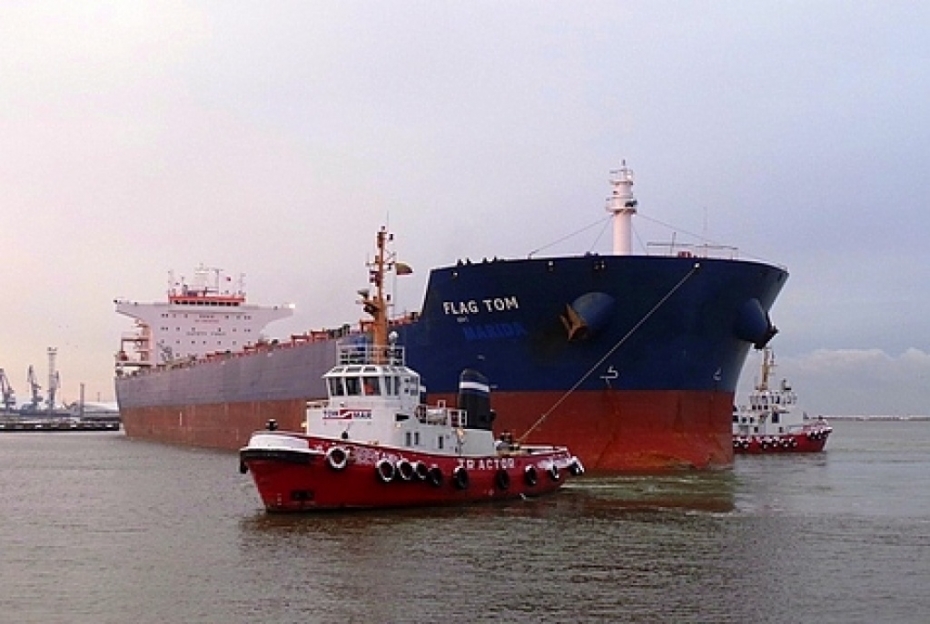 Nomās velkoņus no SIA "Towmar Liepāja"