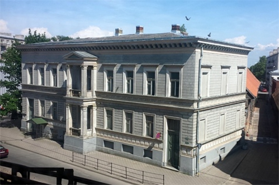 Namus Lielā iela 3 un Tirgus iela 15 atkal pārdod izsolē