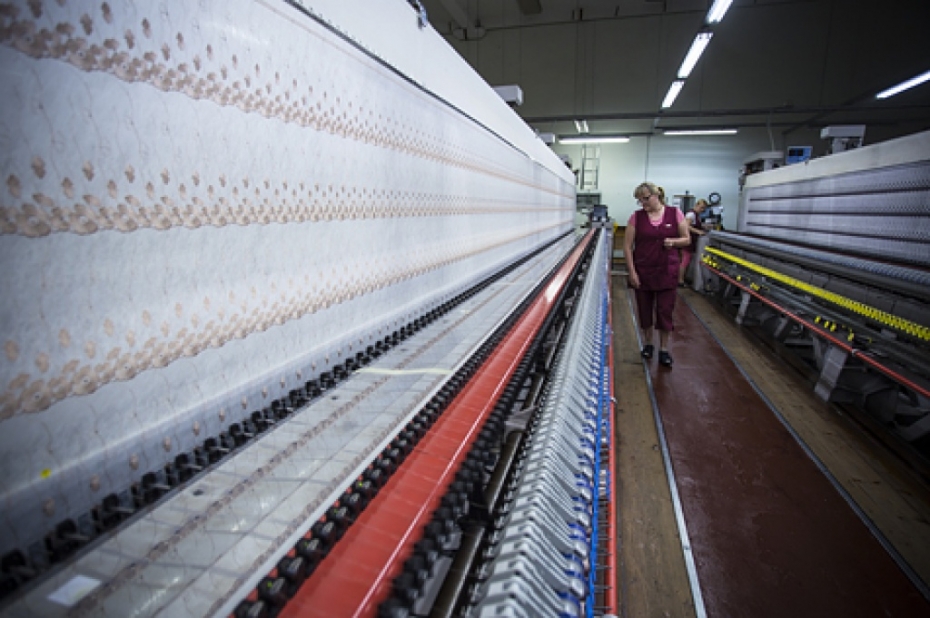 "Lauma Fabrics" investē ražošanas modernizācijā