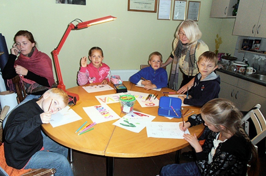 maMammas māja aicina mazos bērnus uz nodarbību