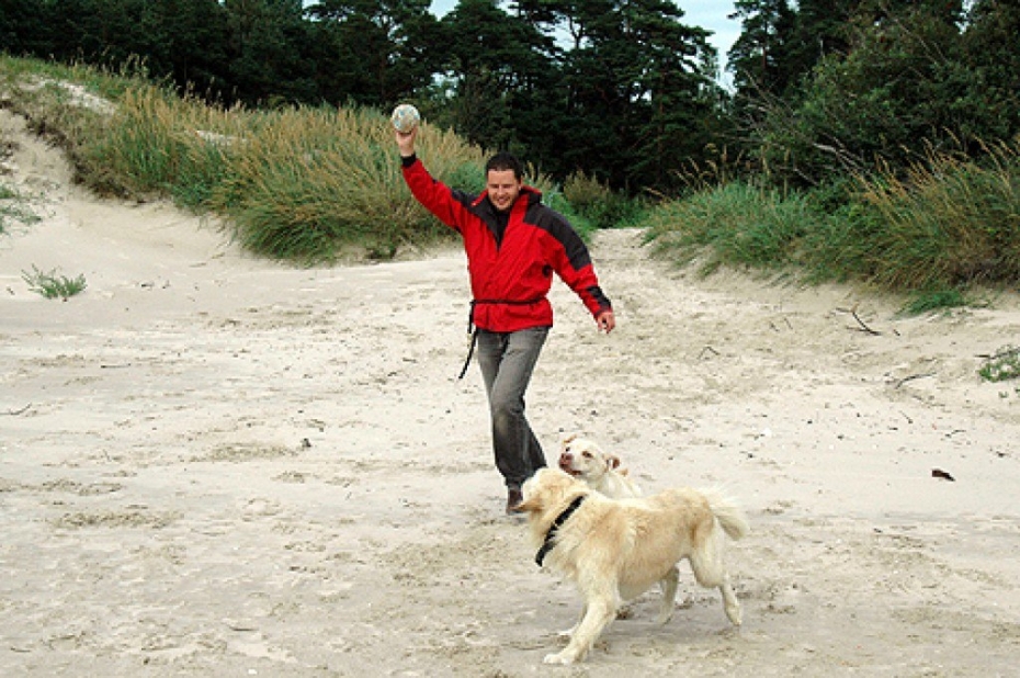 Svētdien, 15. aprīlī, sveicam visas Aelitas un Gastonus!