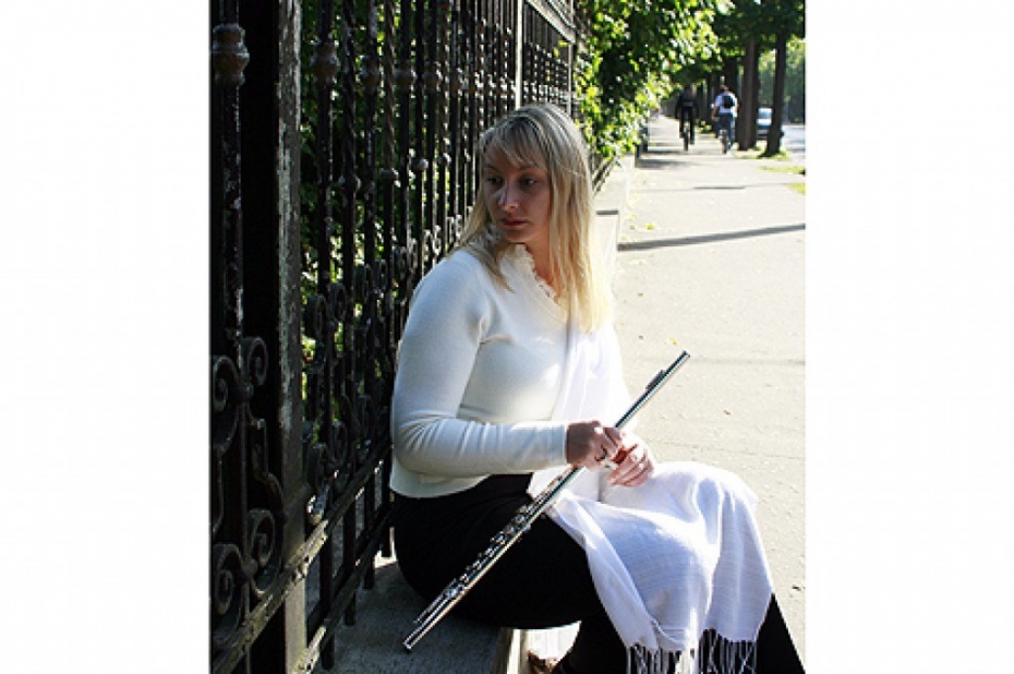 Pirmdien, 16. aprīlī, sveicam visus Alfus, Bernadetas, Mintautus!