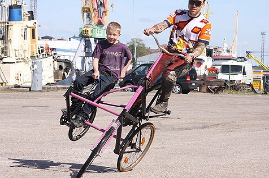 Sākas starptautiskā ērmriteņu nometne
