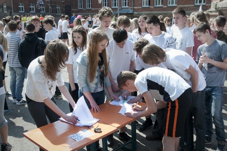 Aicina sportot un apmeklēt lekcijas