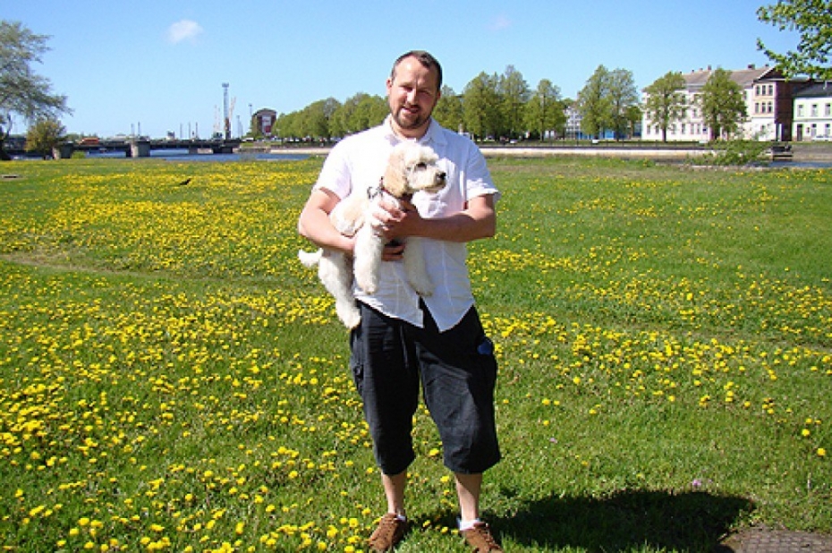 Ceturtdien, 24. maijā, sveicam visas Ilvijas, Marlēnas, Ziedones!