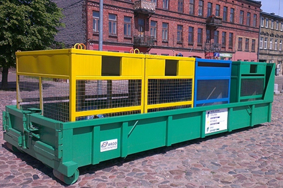 Uzstādīti dalīto atkritumu vākšanas konteineri