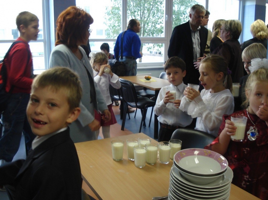 Valdība brīvpusdienas sola arī 2.klases skolēniem