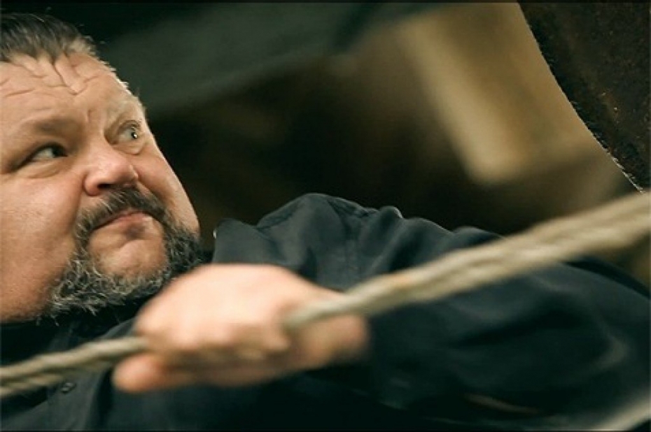 Kravcovs tiesā apstrīd latviešu valodas likumu normas