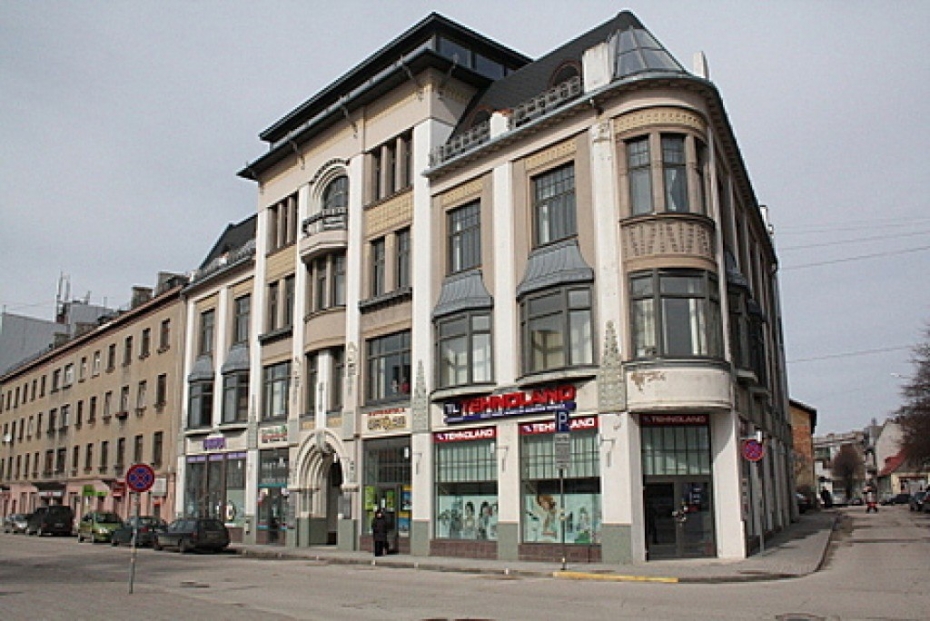 Liepājā pēc jaunām pasēm veidojas rinda