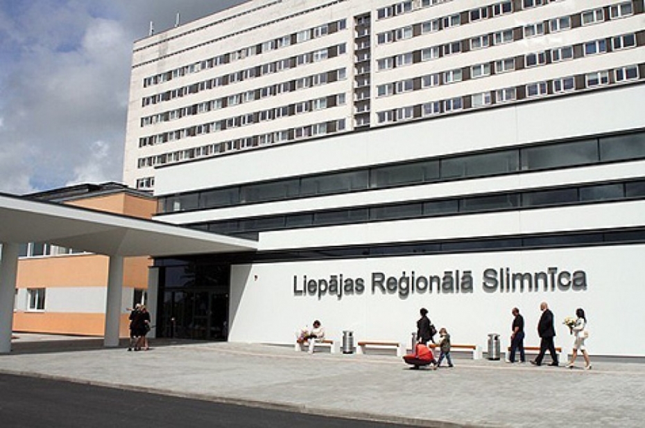 Lemj par 650 tūkstošu latu ieguldīšanu slimnīcas attīstībā