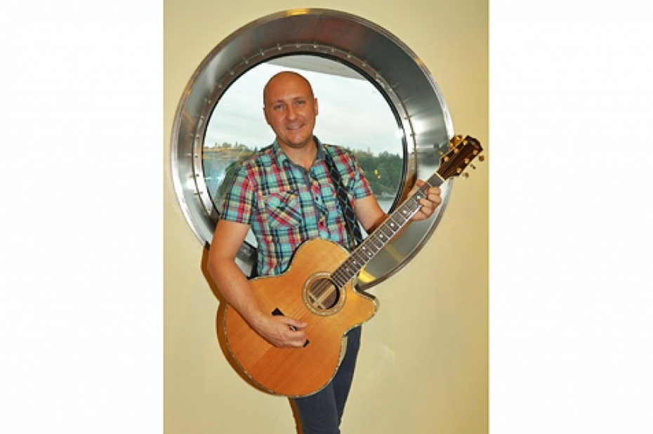 Ceturtdien, 16.maijā, sveicam Edvīnus un Edijus!