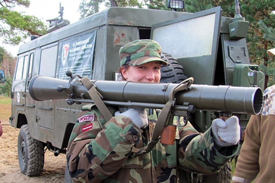 15.vidusskolā jauna militāra programma vidusskolēniem