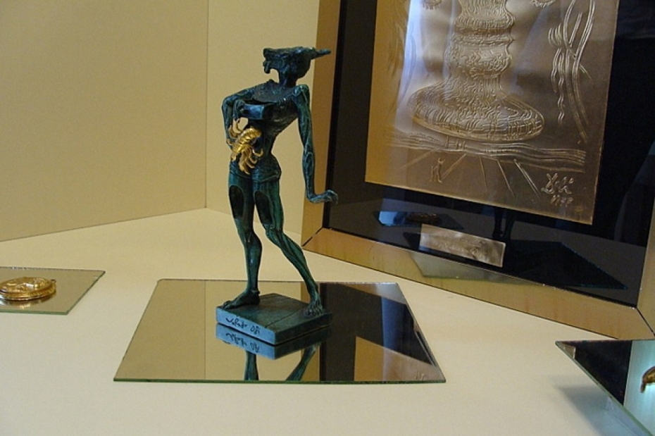 Liepājas muzejs aicina aplūkot Salvadora Dalī darbus