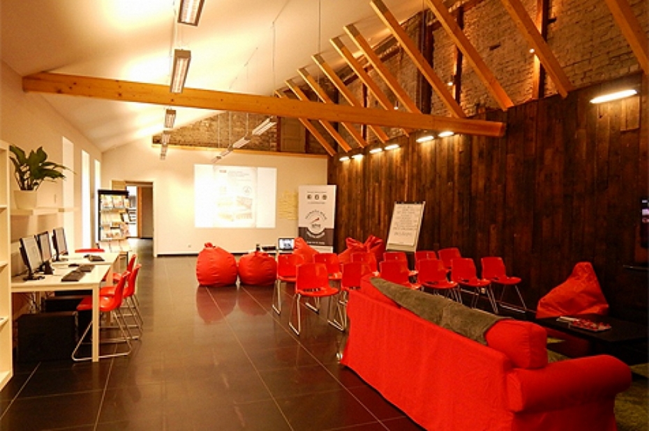 Jauniešu mājā vēlas veidot jauno māmiņu klubiņu