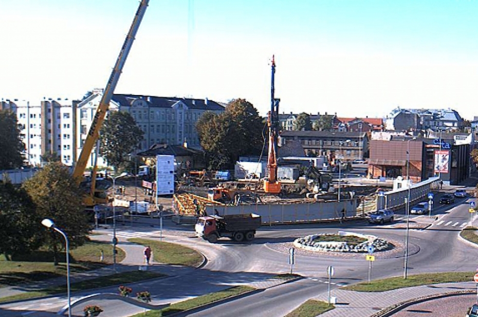 Piektdien Dombrovskim izrādīs arī citus realizētos projektus