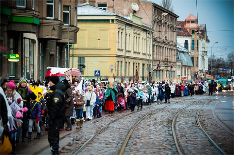 Svētdien notiks lielās Ziemassvētku egles atklāšana