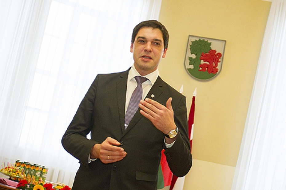 Pievērsīsies subsidēto darbavietu veidošanai un pagaidu darbiem