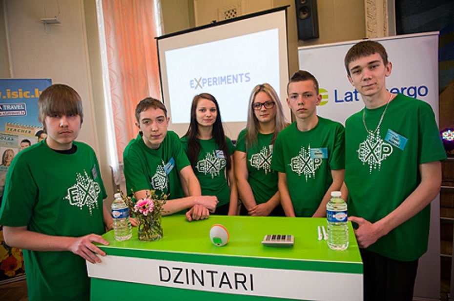 15. vidusskolas komanda Kurzemes pusfinālā paliek otrā