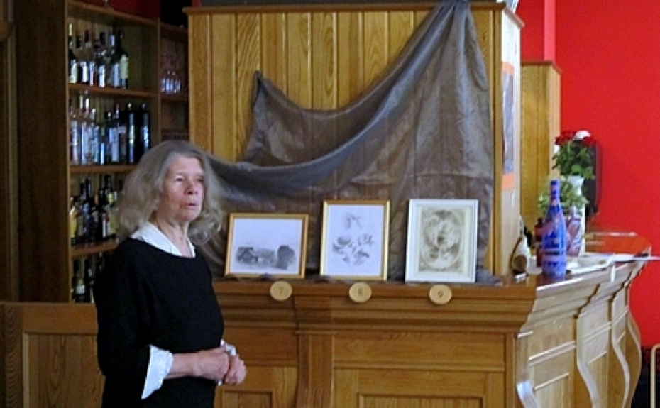 Izsolē saziedoti 170 eiro biedrībai “Dižvanagi”