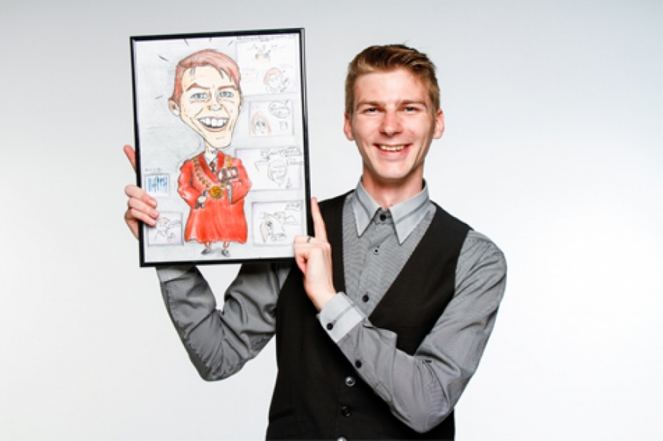 Sestdien, 12.jūlijā, sveicam Intus, Indriķus un Namejus!