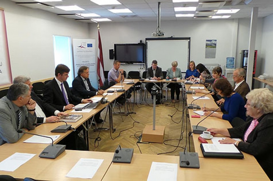 Mudina Universitāti pielāgoties mūsdienu prasībām