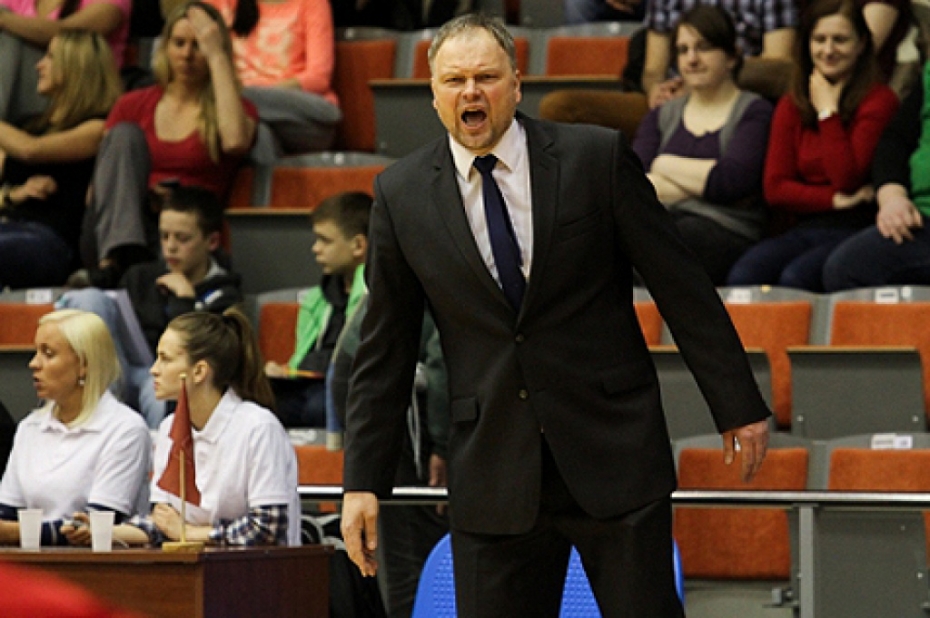 Uvis Helmanis plāno piektdien atkal iziet laukumā