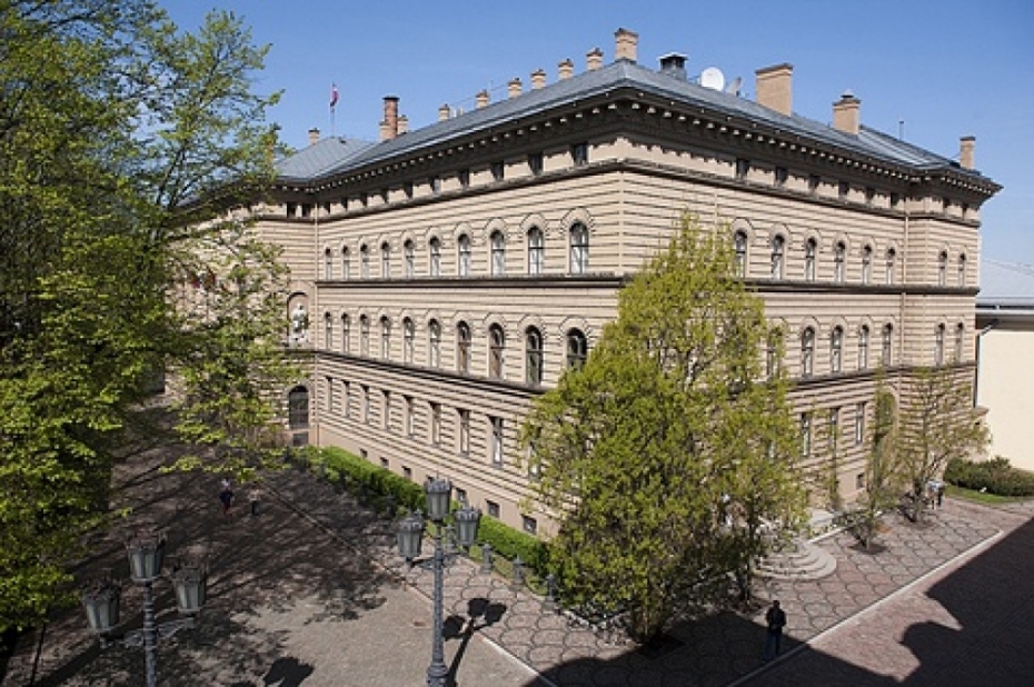 Liepājā trešie aktīvākie vēlētāji lielo pilsētu vidū (galerija)